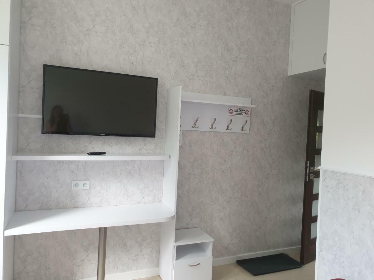 Pokój z 2 łóżkami pojedynczymi i prywatną łazienką